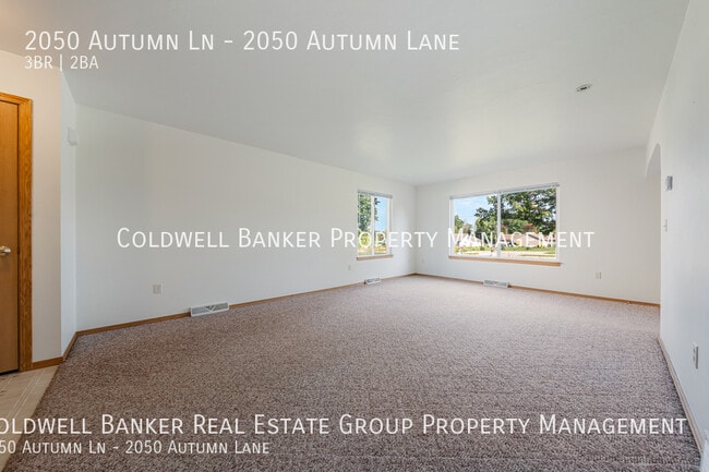 Building Photo - 2050 Autumn Ln