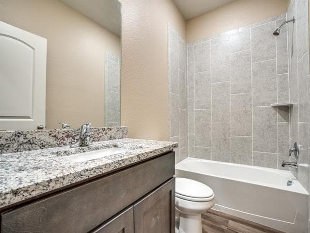 Building Photo - 233 Enchanted Way