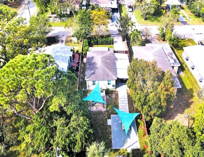 Primary Photo - 1106 NW 7th Terrace