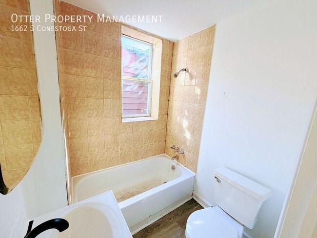 Building Photo - 1662 S Conestoga St