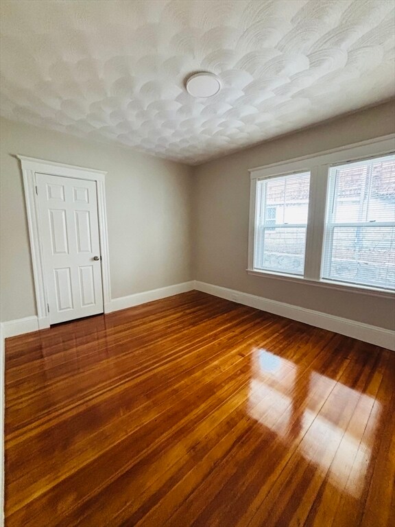 Building Photo - 30-32-32 Starbird St