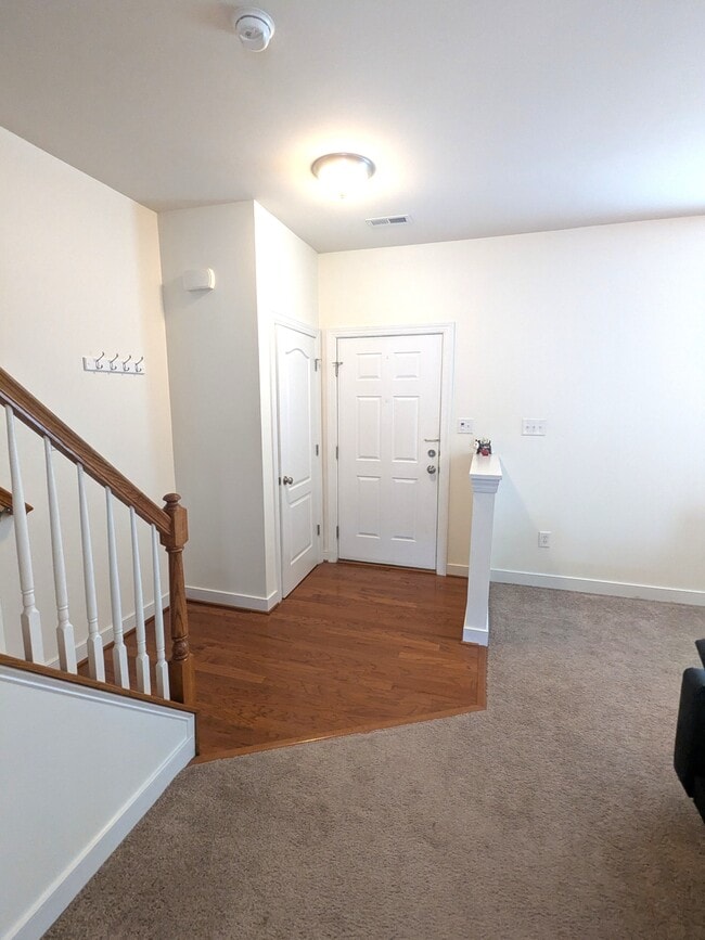 Building Photo - 208 Lewis Burwell Pl