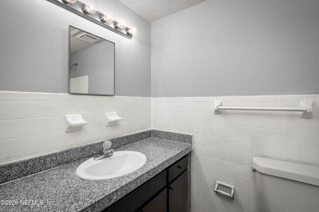 Building Photo - 5153 Seaboard Ave