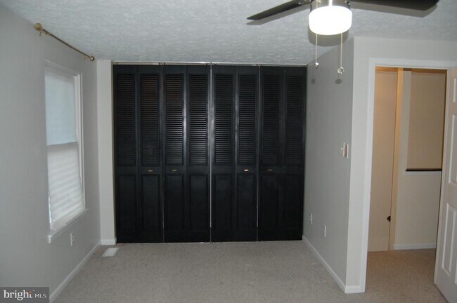Building Photo - 9114 Aspenpark Ct