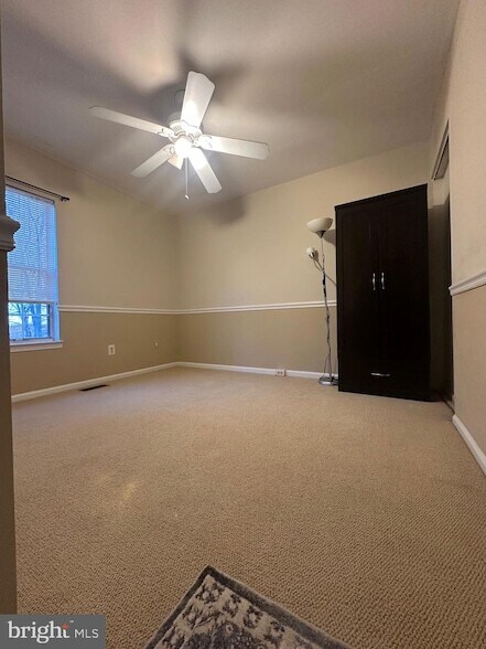 Building Photo - 326 Lancaster Square