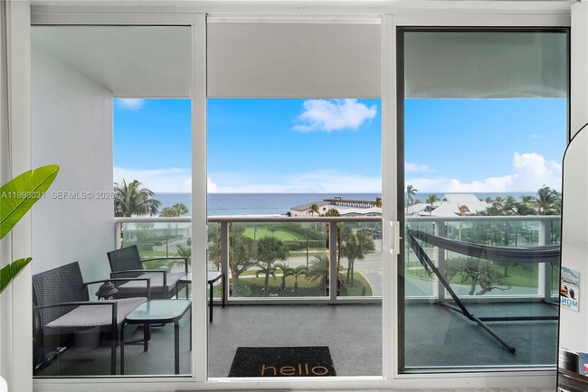 Building Photo - 333 NE 21st Ave