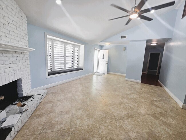 Building Photo - 14611 SW Sonora Terrace
