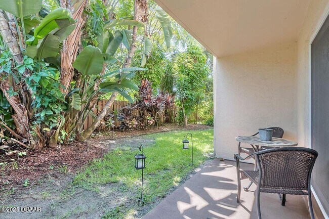 Building Photo - 144 S Halifax Ave