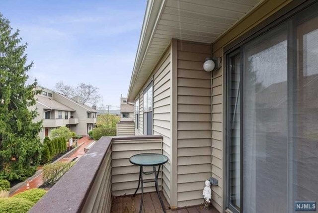 Building Photo - 77 Liberty St