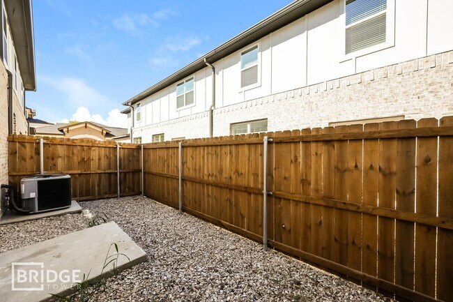 Building Photo - MARIGOLD PLAN