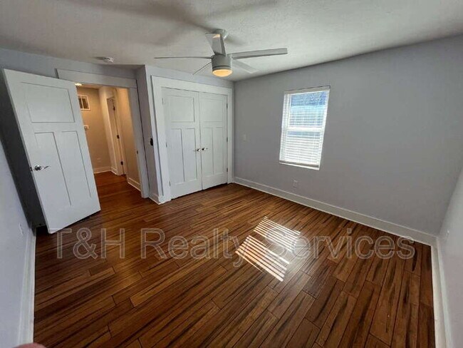 Building Photo - 1202 Harlan St