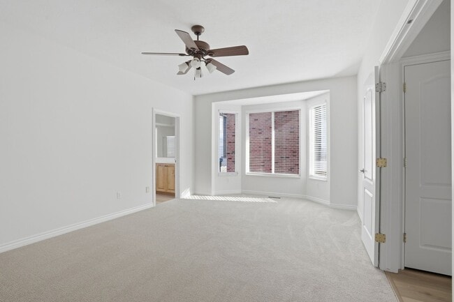 Building Photo - 3 Bedroom Draper Home