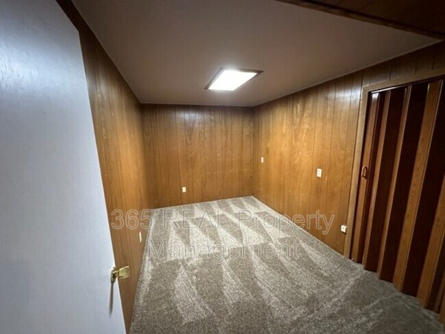 Building Photo - 2446 25th Ave