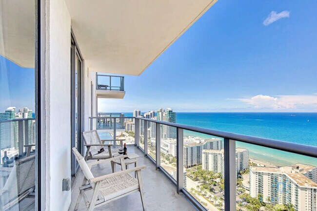 Building Photo - 4010 S Ocean Dr
