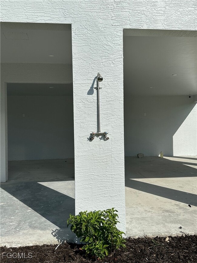 Building Photo - 4717 Spring Creek Dr