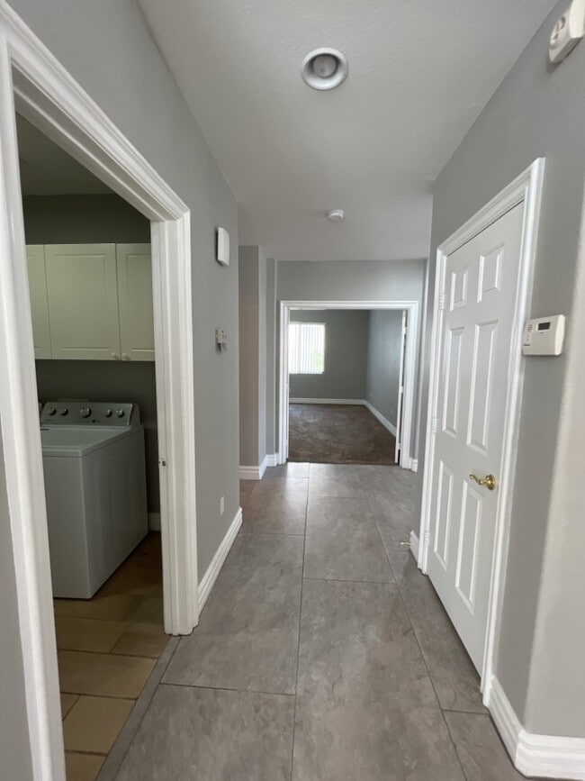 Building Photo - Stunning 2 story, 5-bedroom home in Rhodes Ranch