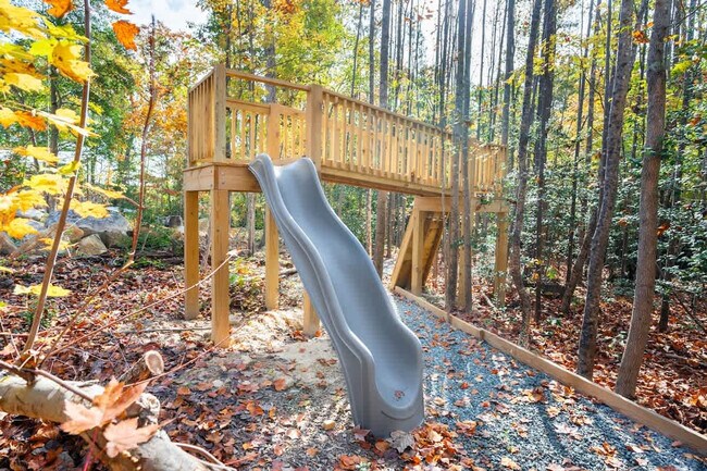 Building Photo - 288 Stone Wall Rd