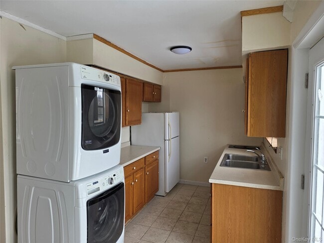 Building Photo - 234 Prospect Rd