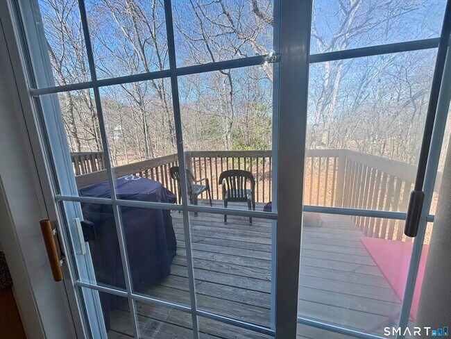 Building Photo - 14 Old Fitch Hill Rd