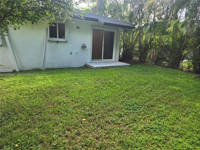 Building Photo - 9440 SW 169th St