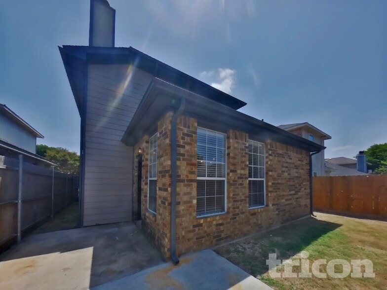 Building Photo - 1135 Colbert Ln