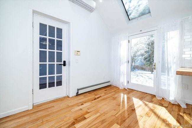 Building Photo - 5 Prospect St