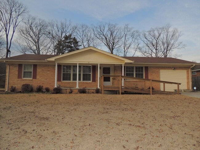 Building Photo - 2316 Rodgers Dr NE