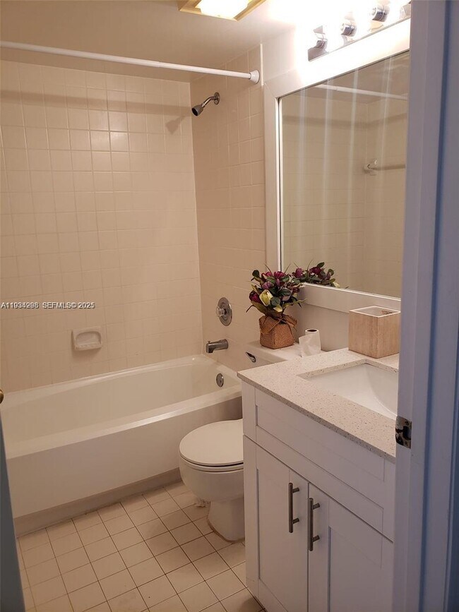 Building Photo - 4500 NW 99th Ct