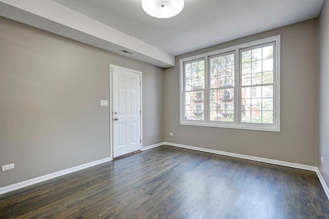 Building Photo - 1444 N Campbell Ave