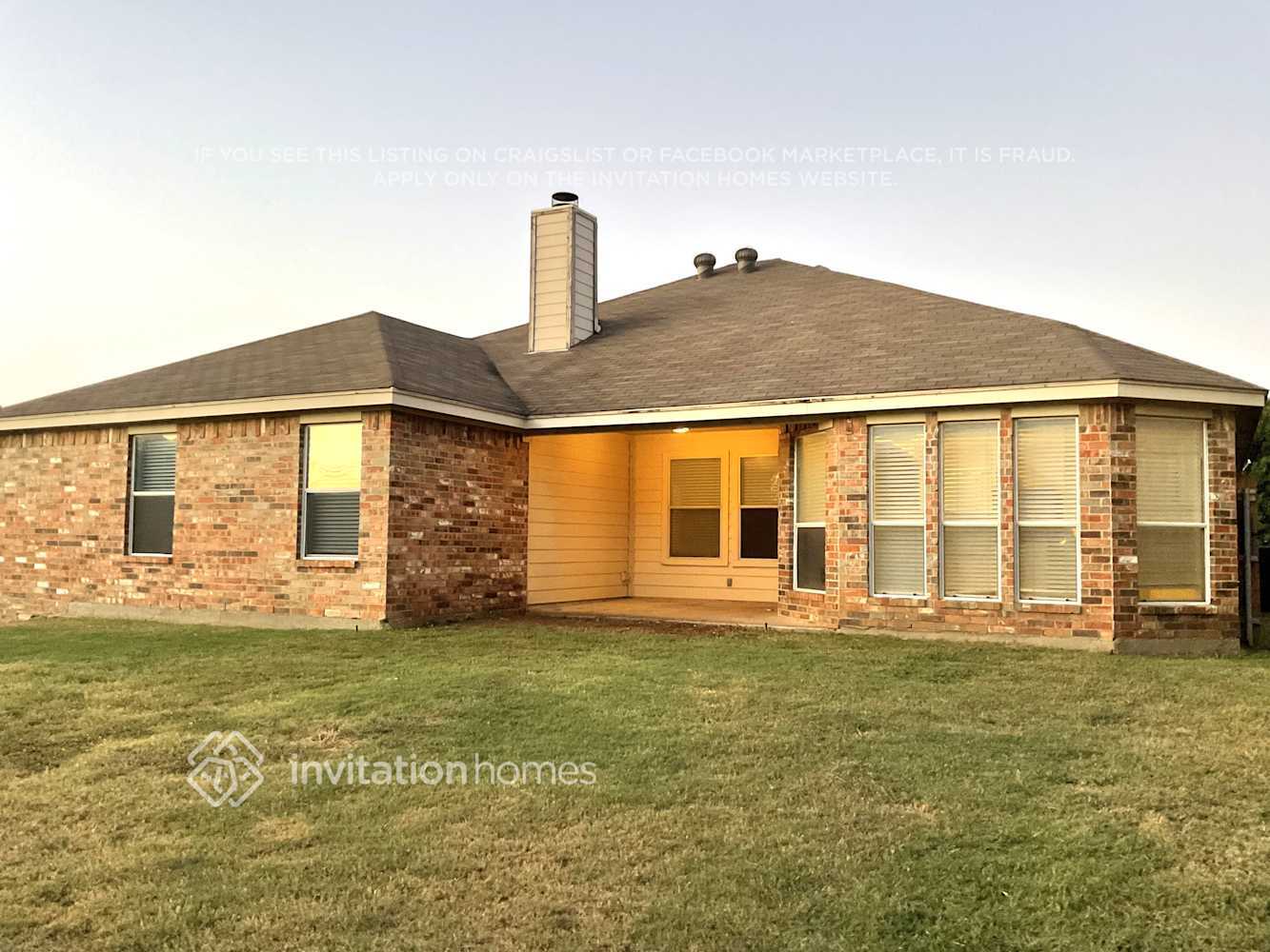 Building Photo - 1000 Fox Willow Ct