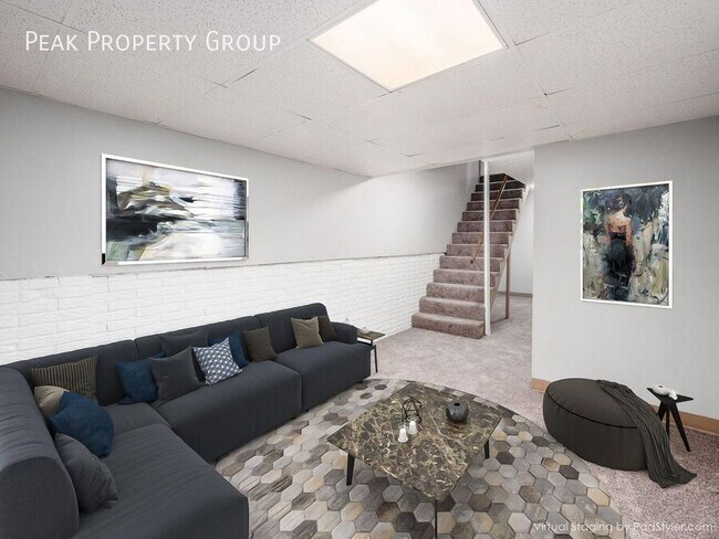 Building Photo - 2019 Queensgate Ln