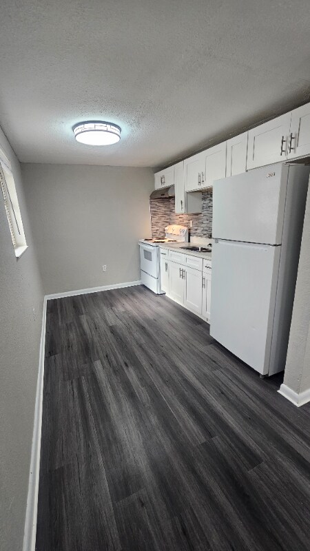 Building Photo - 101 S Forest St