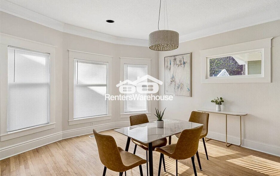 Building Photo - 544 36th St