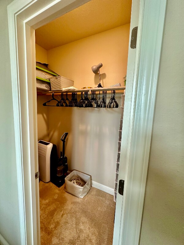 Building Photo - 471 Rosewood Ave