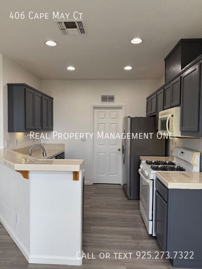 Building Photo - 406 Cape May Ct