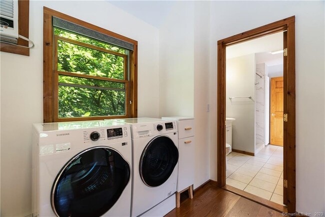 Building Photo - 222 CT-37