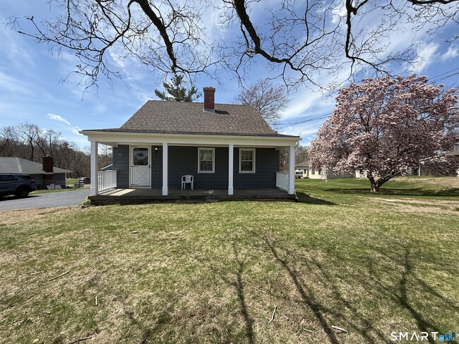 Building Photo - 31 Waterbury Rd