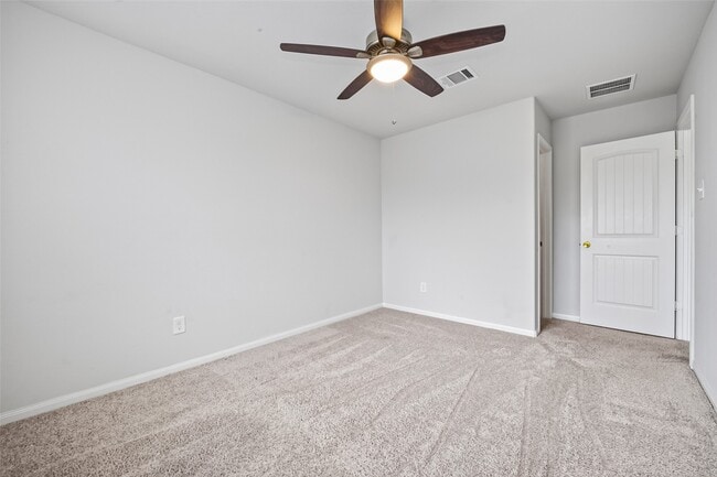 Building Photo - 4818 Blue Jacaranda Wy