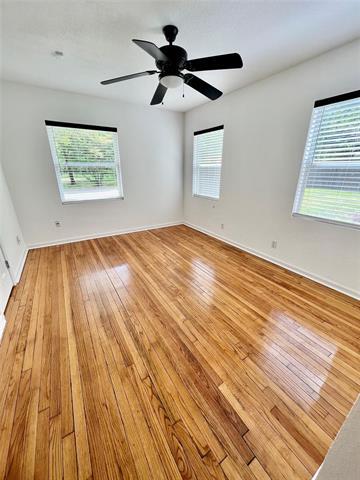 Building Photo - 1100 Woodcrest Ln