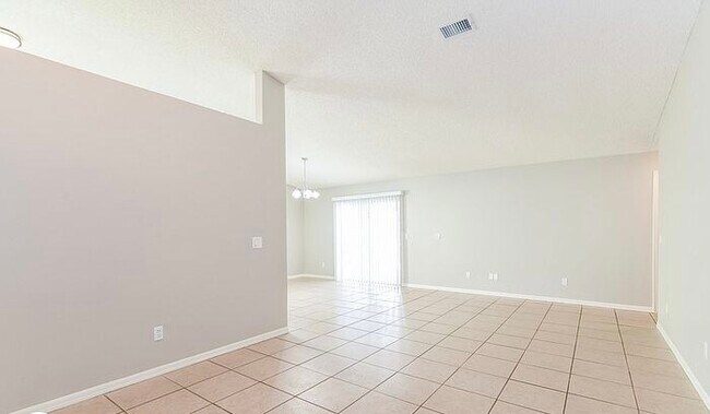 Building Photo - 1511 Indian Oaks Trl