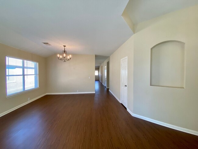 Building Photo - 3323 Alexander Valley Cove