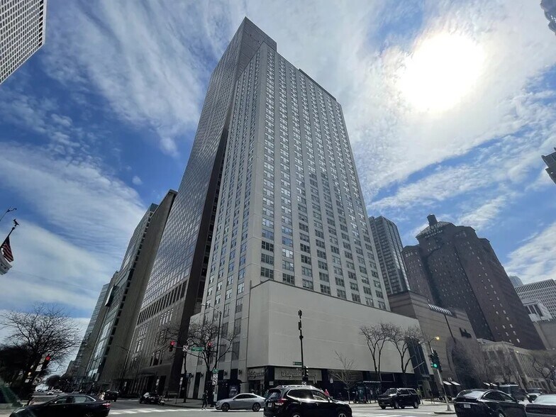 Building Photo - 777 N Michigan Ave