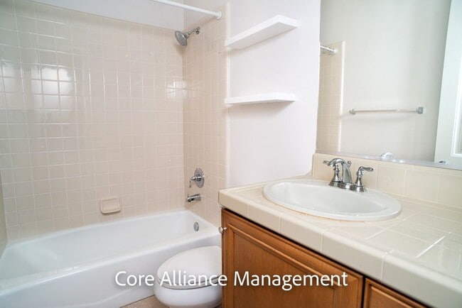 Building Photo - 11528 Verona Dr