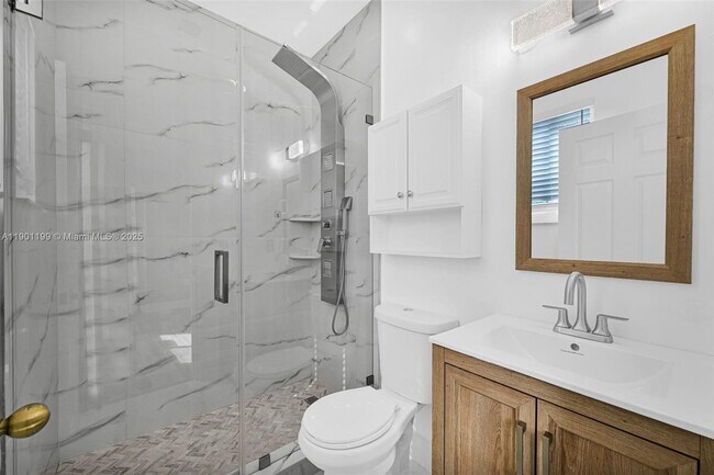 Building Photo - 640 SE 1st St