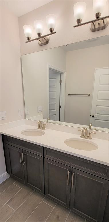 Building Photo - 9753 Lost Creek Dr