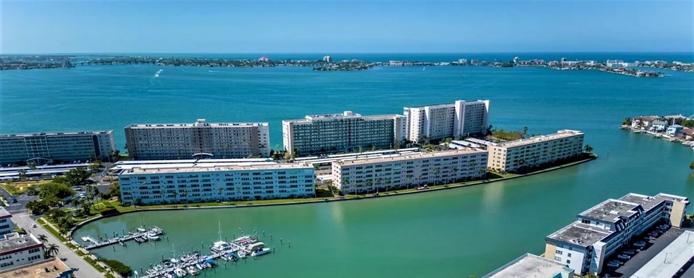 Building Photo - 3114 59th St S