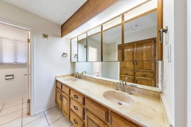 Building Photo - 8501 Fathom Cir