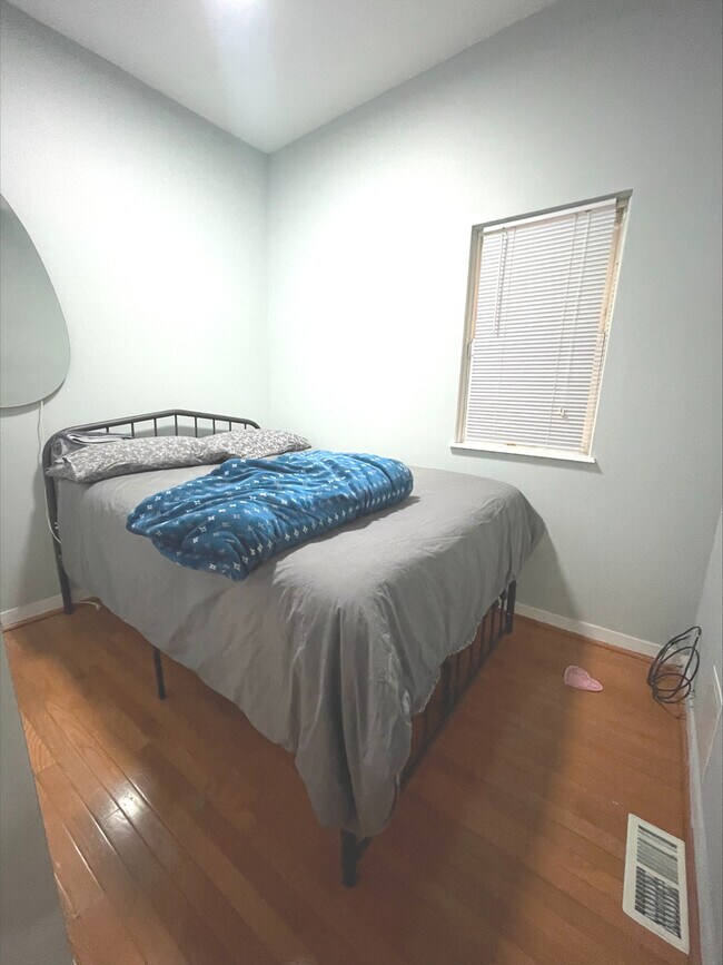 Building Photo - 1812 S Morgan St