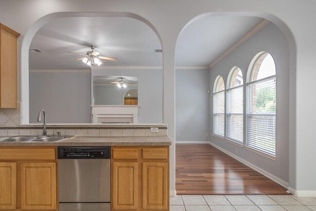 Building Photo - 8214 Cornerwood Dr