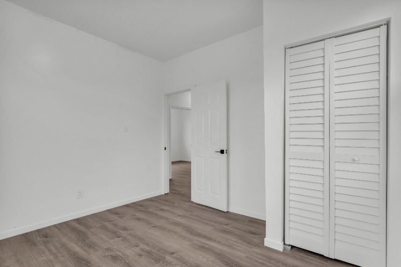 Building Photo - 3353 Fullerton Ave